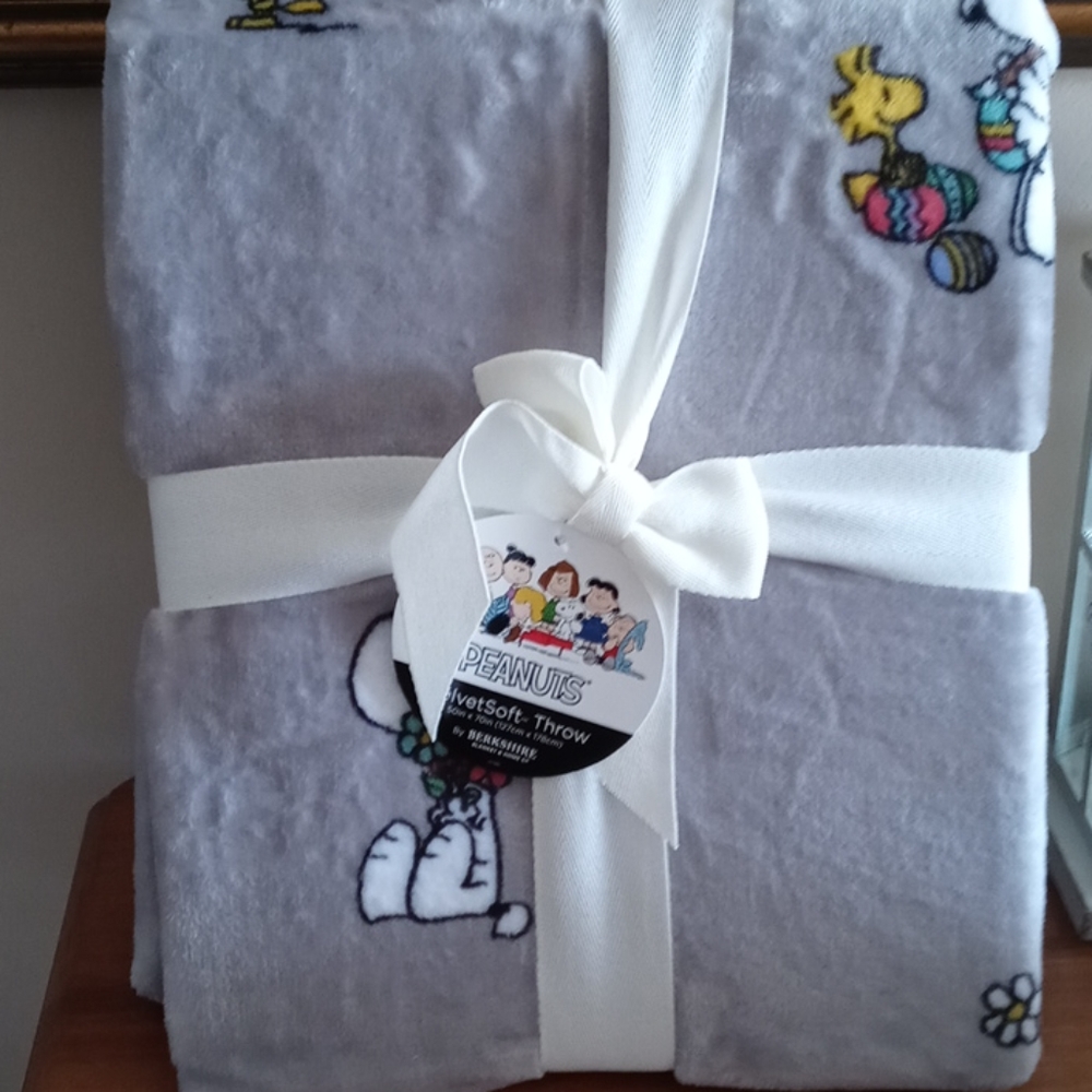 Snoopy throw